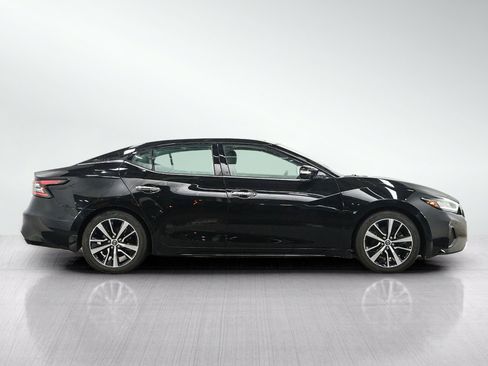 Used 2023 Nissan Maxima SL FWD image 6