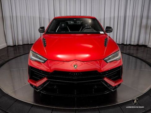 Used 2024 Lamborghini Urus S AWD/4WD image 3