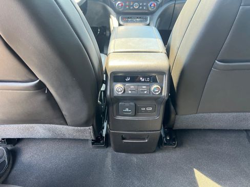Certified 2023 GMC Acadia AT4 w/ Technology Package AWD/4WD image 33