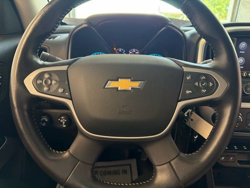 Used 2022 Chevrolet Colorado ZR2 AWD/4WD image 34