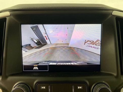 Certified 2023 GMC Terrain SLE w/ Driver Convenience Package AWD/4WD image 17
