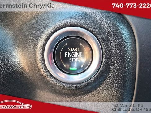 Used 2020 GMC Sierra 1500 SLE w/ SLE Value Package image 19