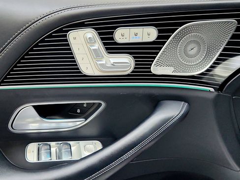 Certified 2021 Mercedes-Benz Maybach GLS 600 4MATIC image 20