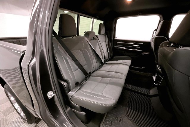 Used 2022 RAM 1500 Big Horn AWD/4WD image 25