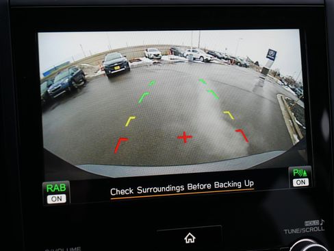 Used 2024 Subaru Forester Limited image 27