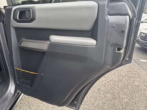 Used 2021 Ford Bronco Badlands image 17