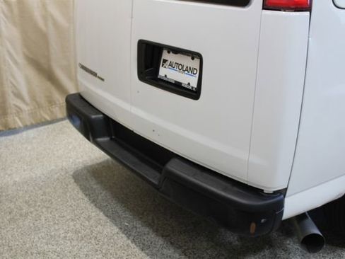 Used 2008 Chevrolet Express 3500 image 6