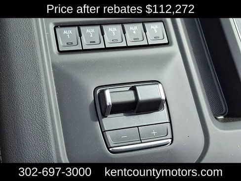 New 2026 GMC Sierra 2500 Denali w/ Denali Reserve Package AWD/4WD image 25