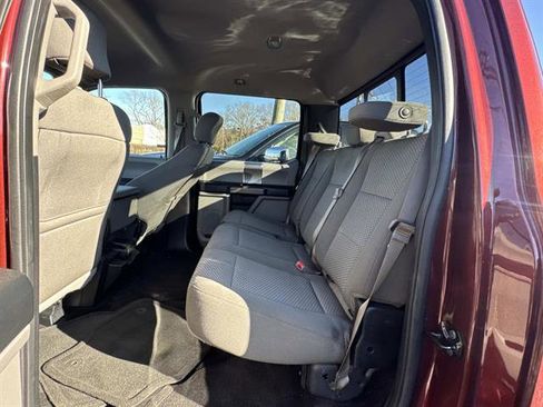 Used 2017 Ford F150 XLT w/ Equipment Group 302A Luxury image 9