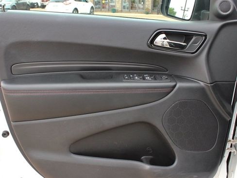 Used 2025 Dodge Durango GT AWD/4WD image 12