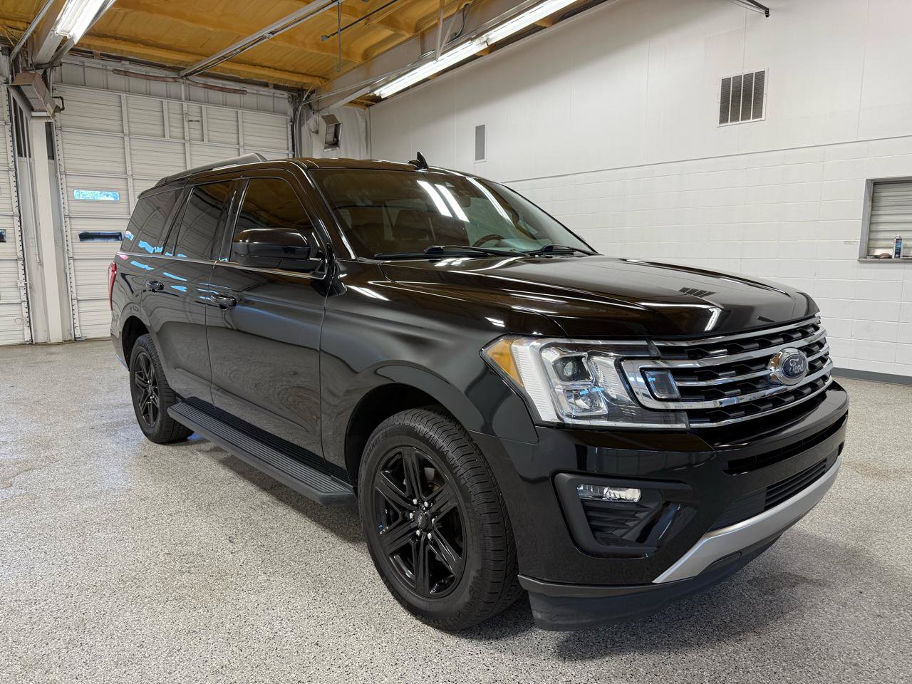 Used 2021 Ford Expedition XLT RWD image 4