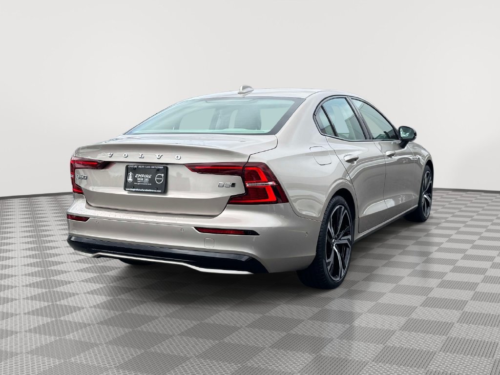 Certified 2024 Volvo S60 B5 Plus w/ Climate Package AWD/4WD image 4