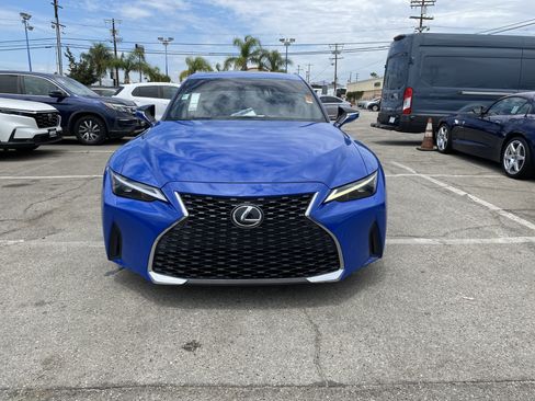 Used 2023 Lexus IS 300 w/ Premium Package RWD image 3