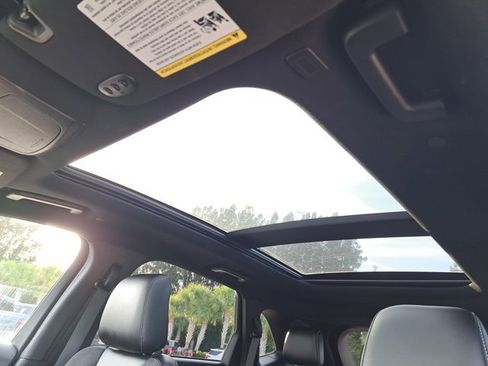 Certified 2022 Ford Edge ST w/ Equipment Group 401A image 20