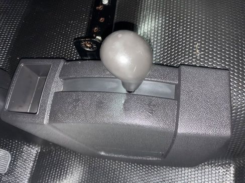 Used 2009 Chevrolet Silverado 3500 W/T image 16