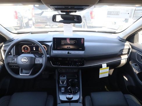 New 2026 Nissan Rogue Platinum w/ Platinum Premium Package image 7