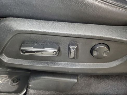 Used 2025 Honda Pilot Touring image 20
