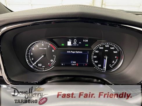 Used 2025 Cadillac XT6 Premium Luxury image 59