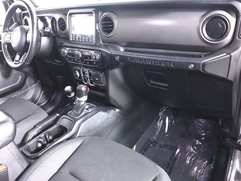 Used 2022 Jeep Wrangler Unlimited Sport AWD/4WD image 40