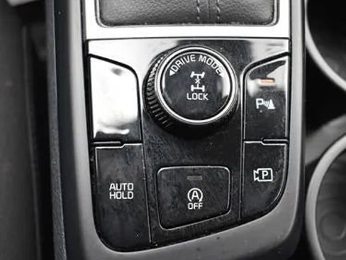 Used 2024 Kia Sportage LX image 35