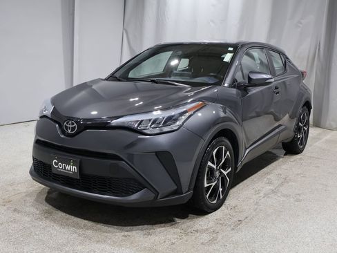 Used 2022 Toyota C-HR XLE image 6