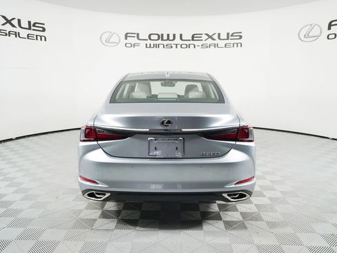 New 2025 Lexus ES 350 w/ Premium Package image 6