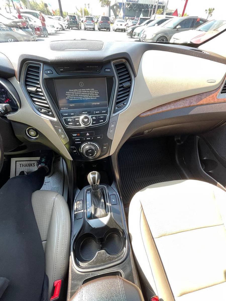 Used 2014 Hyundai Santa Fe Sport 2.0T w/ Navigation Package 06 FWD image 9