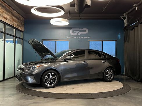 Used 2023 Kia Forte LXS image 24