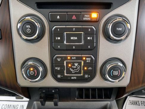 Used 2014 Ford F250 Lariat w/ Camper Package AWD/4WD image 32
