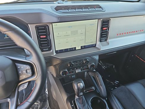 Used 2024 Ford Bronco Raptor image 21