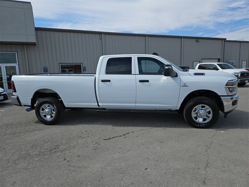 New 2026 RAM 2500 Tradesman image 8