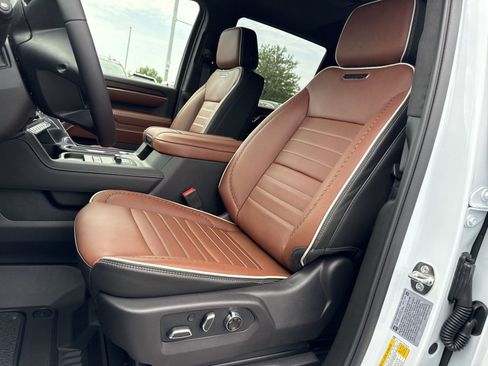 New 2026 GMC Sierra 2500 Denali Ultimate w/ Max Trailering Package AWD/4WD image 10