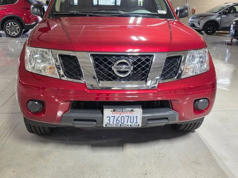 Used 2015 Nissan Frontier SV RWD image 9