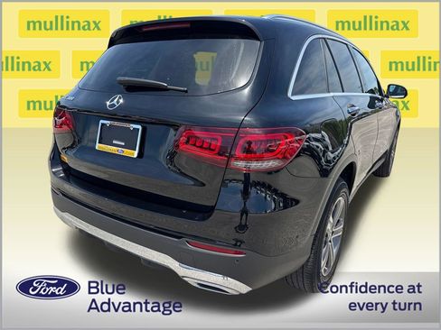 Used 2022 Mercedes-Benz GLC 300 image 4