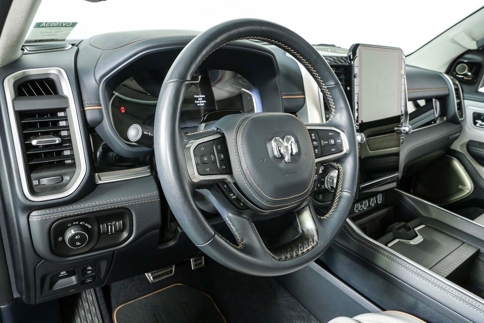 Used 2025 RAM 1500 Tungsten AWD/4WD image 5