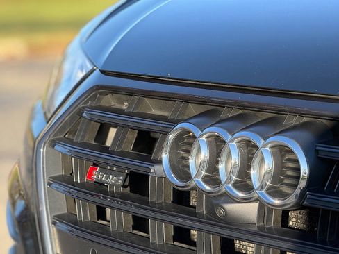 Used 2019 Audi SQ5 Prestige image 13