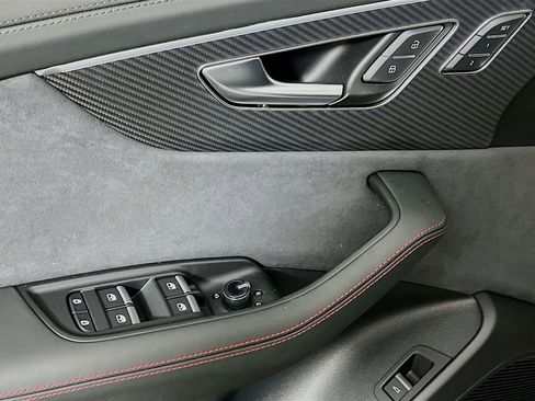 New 2026 Audi SQ8 Prestige image 18