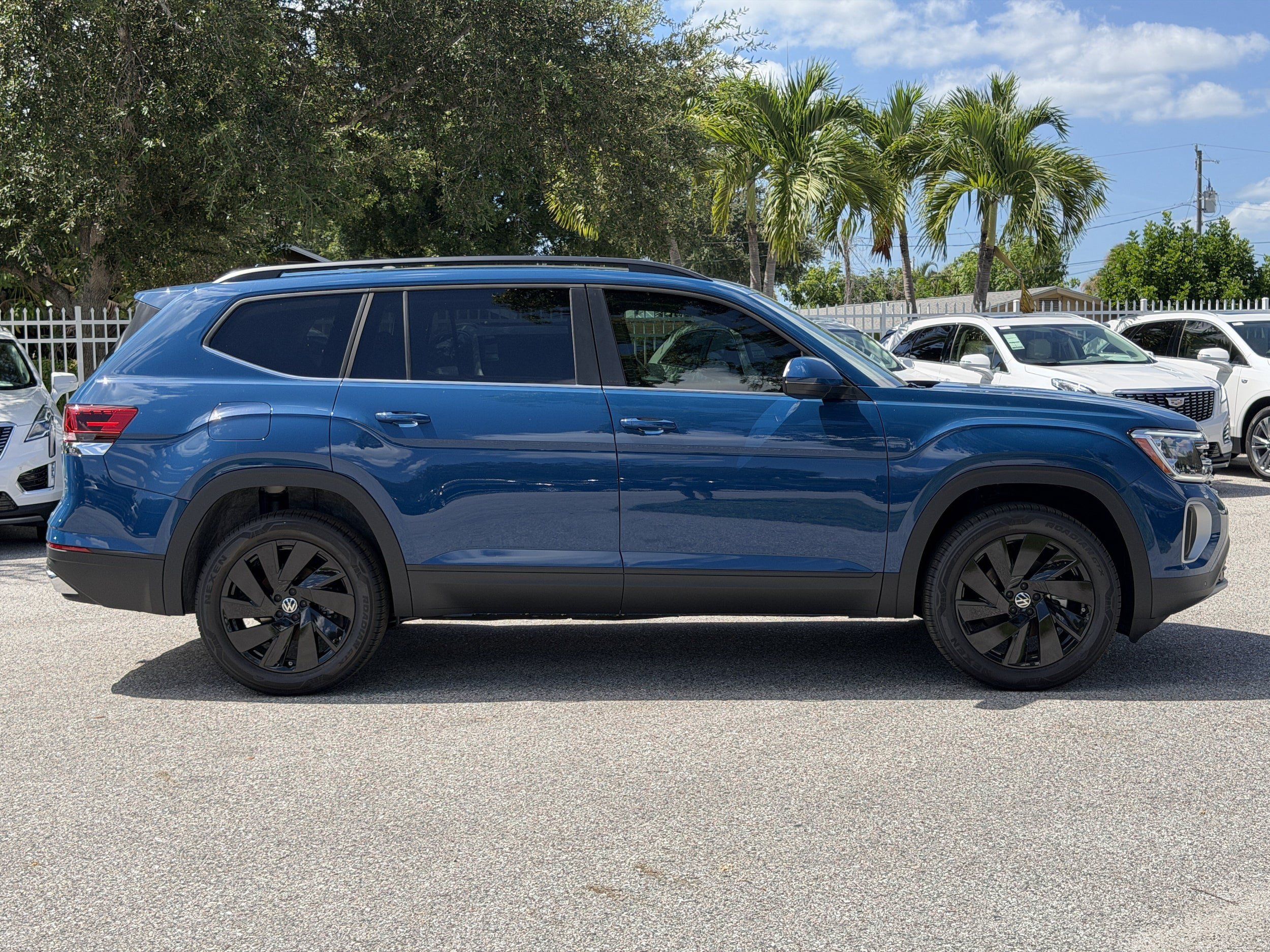 New 2026 Volkswagen Atlas SE FWD image 8