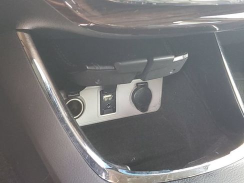 Used 2015 Toyota Avalon XLE FWD image 31