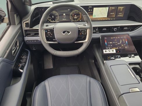 New 2026 INFINITI QX80 4WD image 11