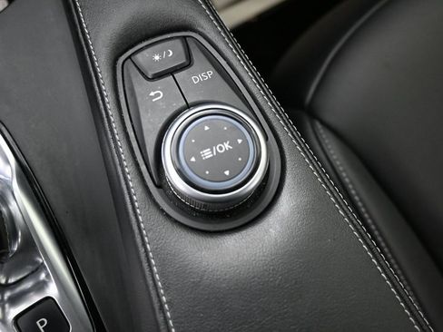 Used 2021 INFINITI QX50 Luxe w/ Appearance Package image 14