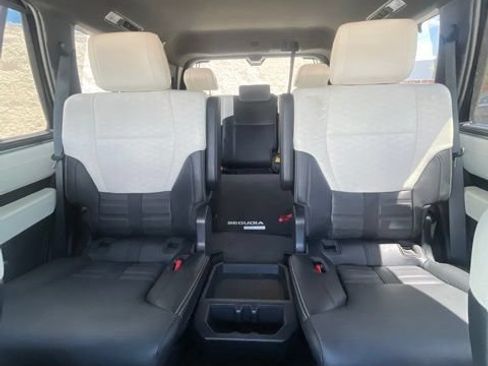 Used 2024 Toyota Sequoia Capstone AWD/4WD image 17