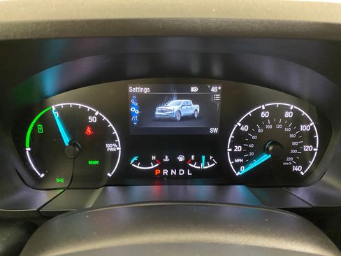 Used 2023 Ford Maverick XLT image 19