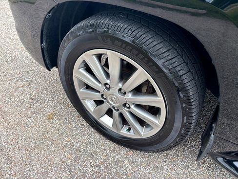 Used 2009 Lexus LX 570 4WD 4dr image 19