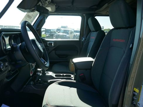 New 2026 Jeep Gladiator Mojave AWD/4WD image 17