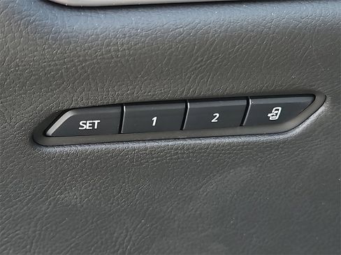 New 2025 Cadillac XT6 Sport w/ LPO, Onyx Lite Package image 24