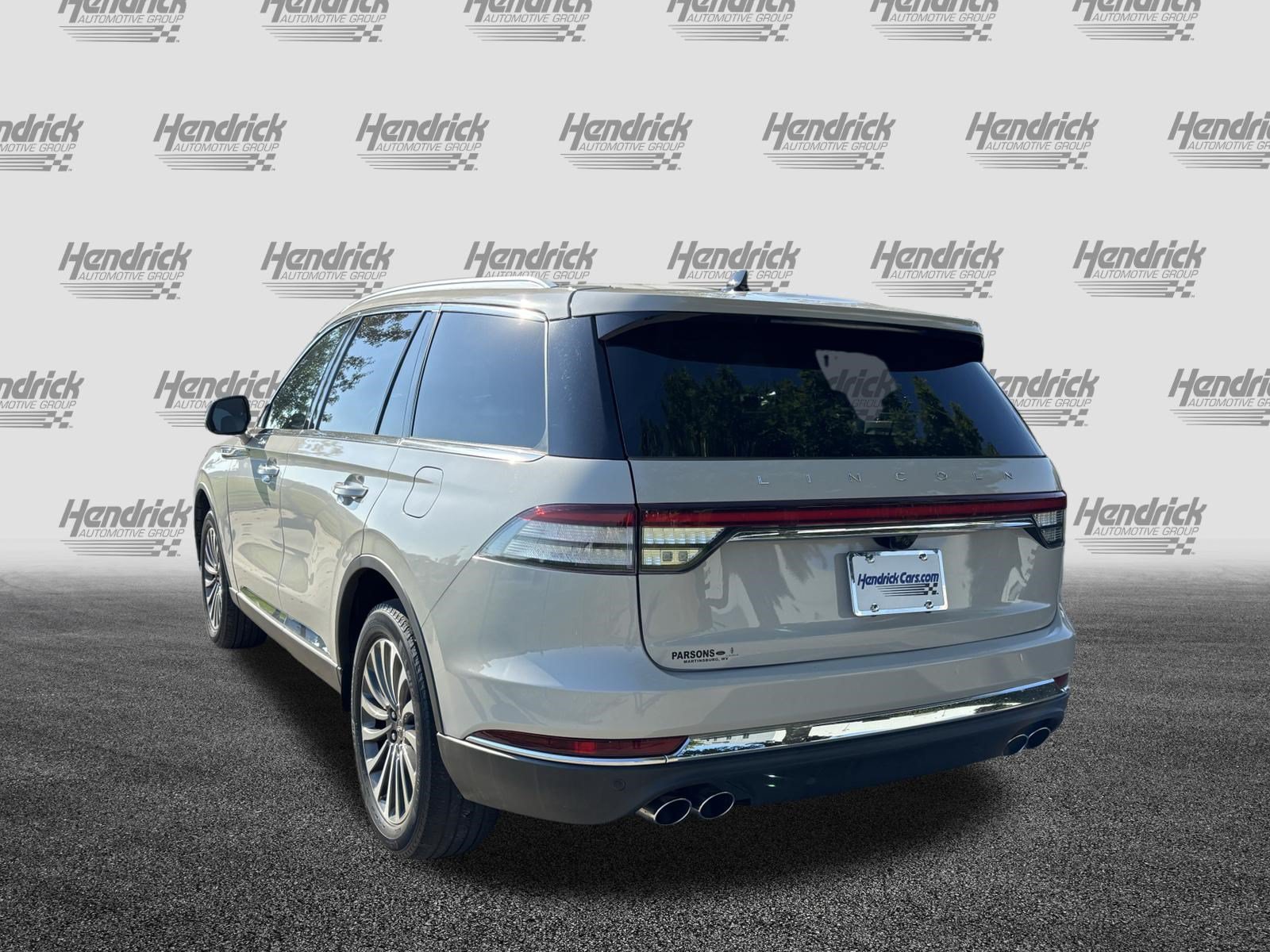 Used 2022 Lincoln Aviator AWD w/ Premium Package image 9