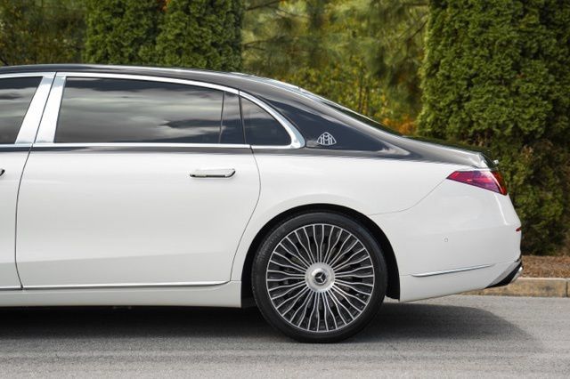 Used 2021 Mercedes-Benz Maybach S 580 4MATIC image 7
