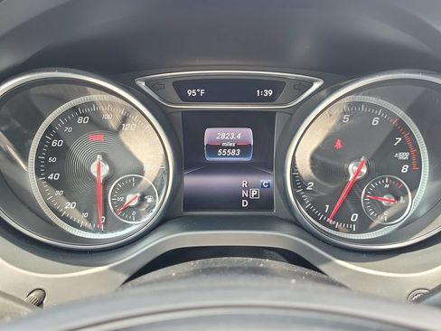 Used 2019 Mercedes-Benz CLA 250 4MATIC image 27