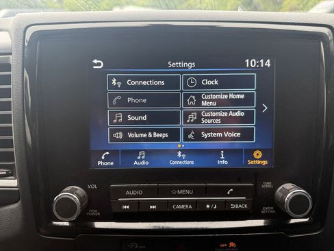 Used 2024 Nissan Frontier SV w/ Technology Package image 30